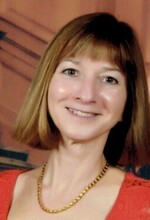 Yolaine Miron Lozada Photo