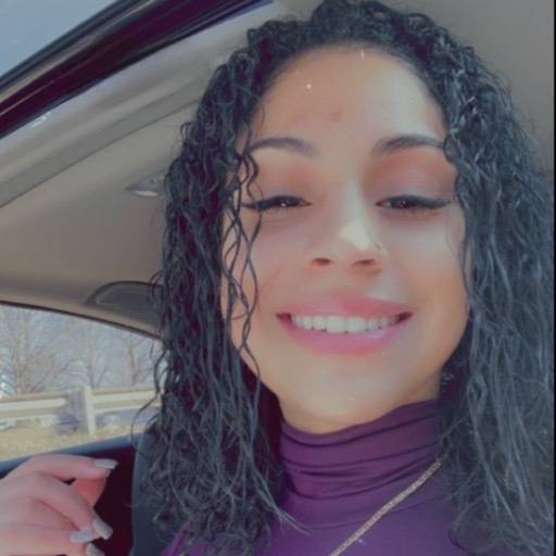 Shenly Garcia Photo